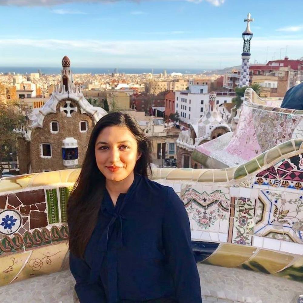 Meet your Posher, Amna